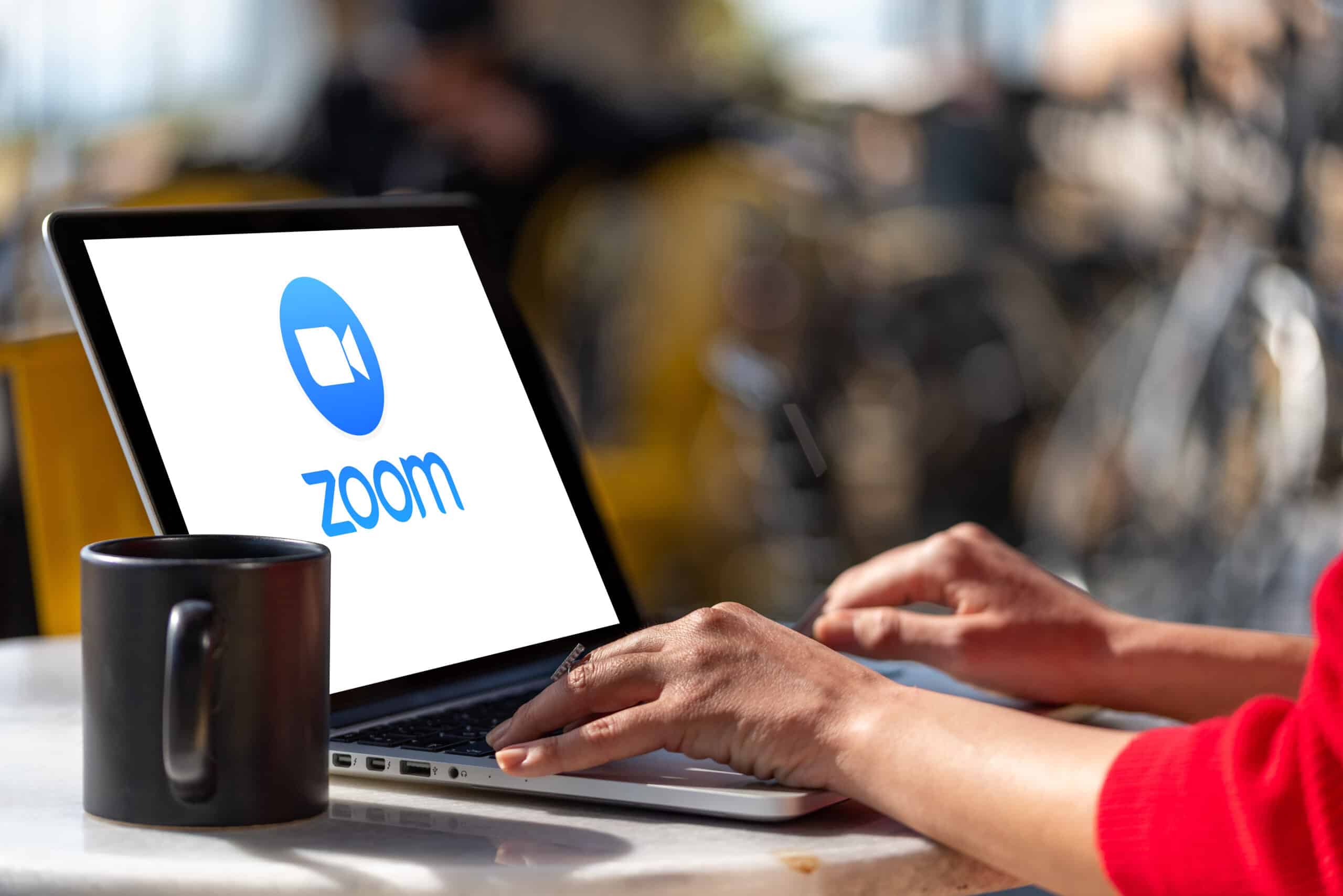 What to Consider When Choosing Cameras for Zoom Meetings